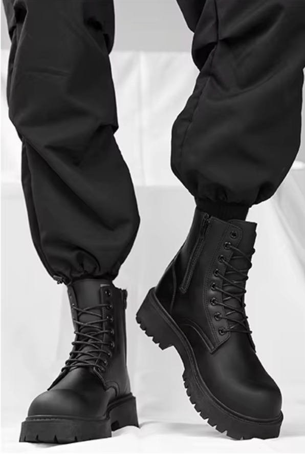 Kón chunky platform combat boots – lace-up detail – styled with wide leg trousers