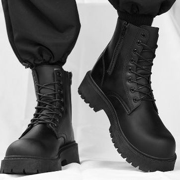 Kón chunky platform combat boots – lace-up detail